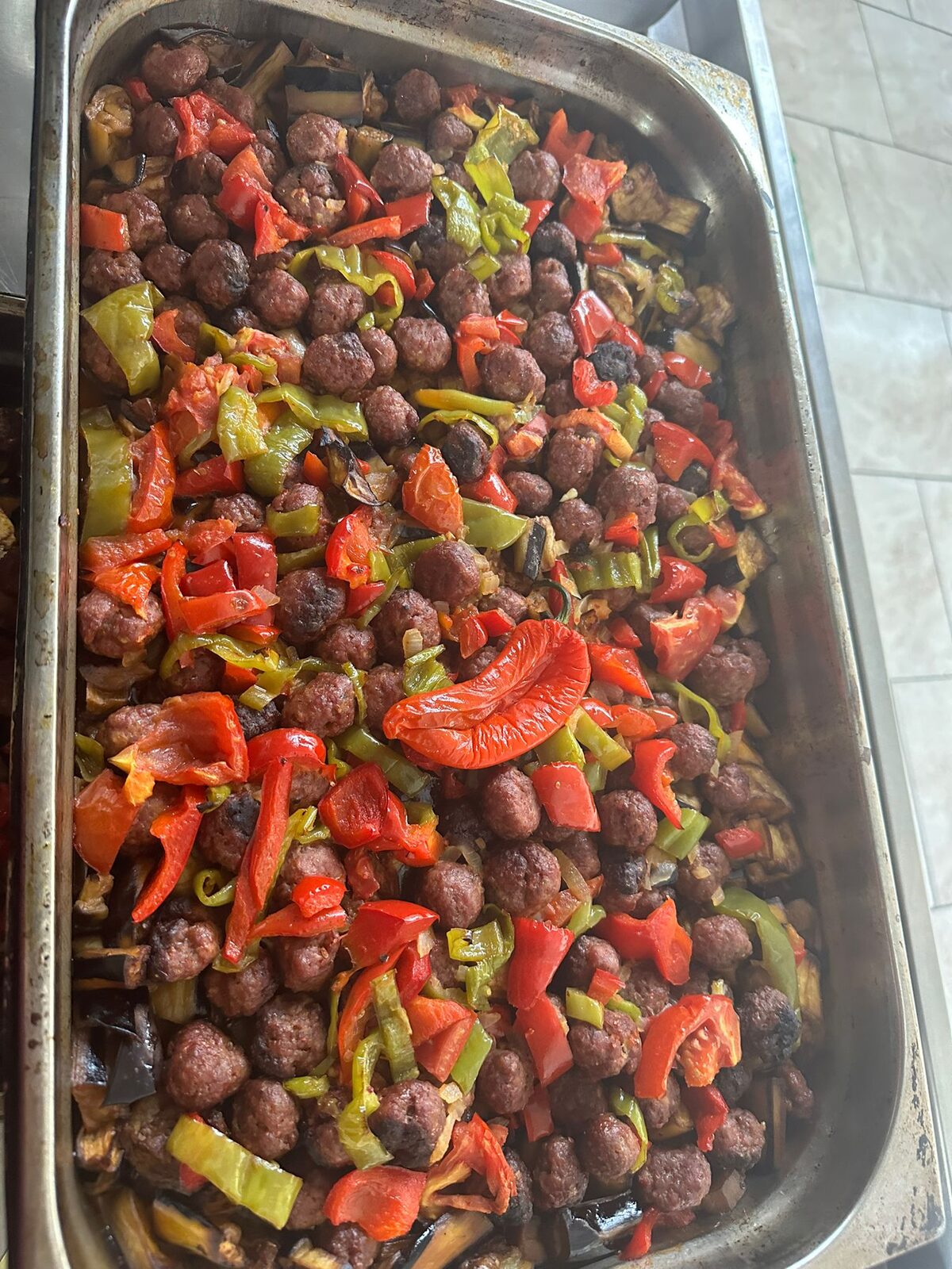 Vural Catering üretiminden bir sunum
